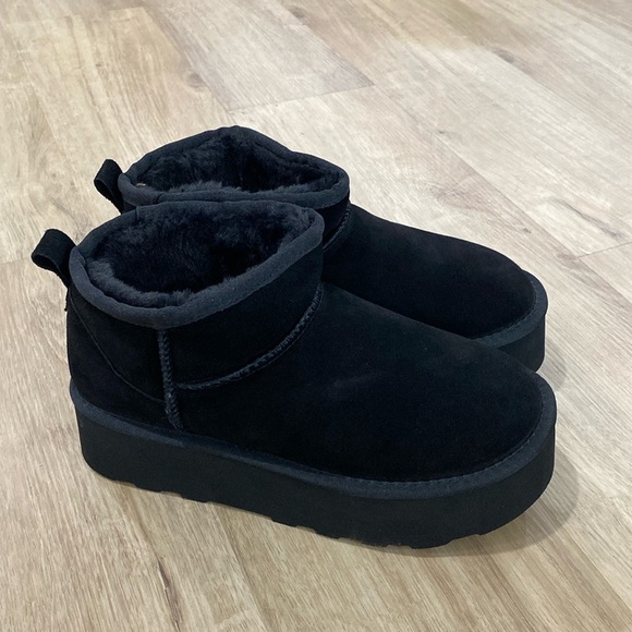 NEW Women’s Suede Platform Mini Boots - Picture 1 of 4
